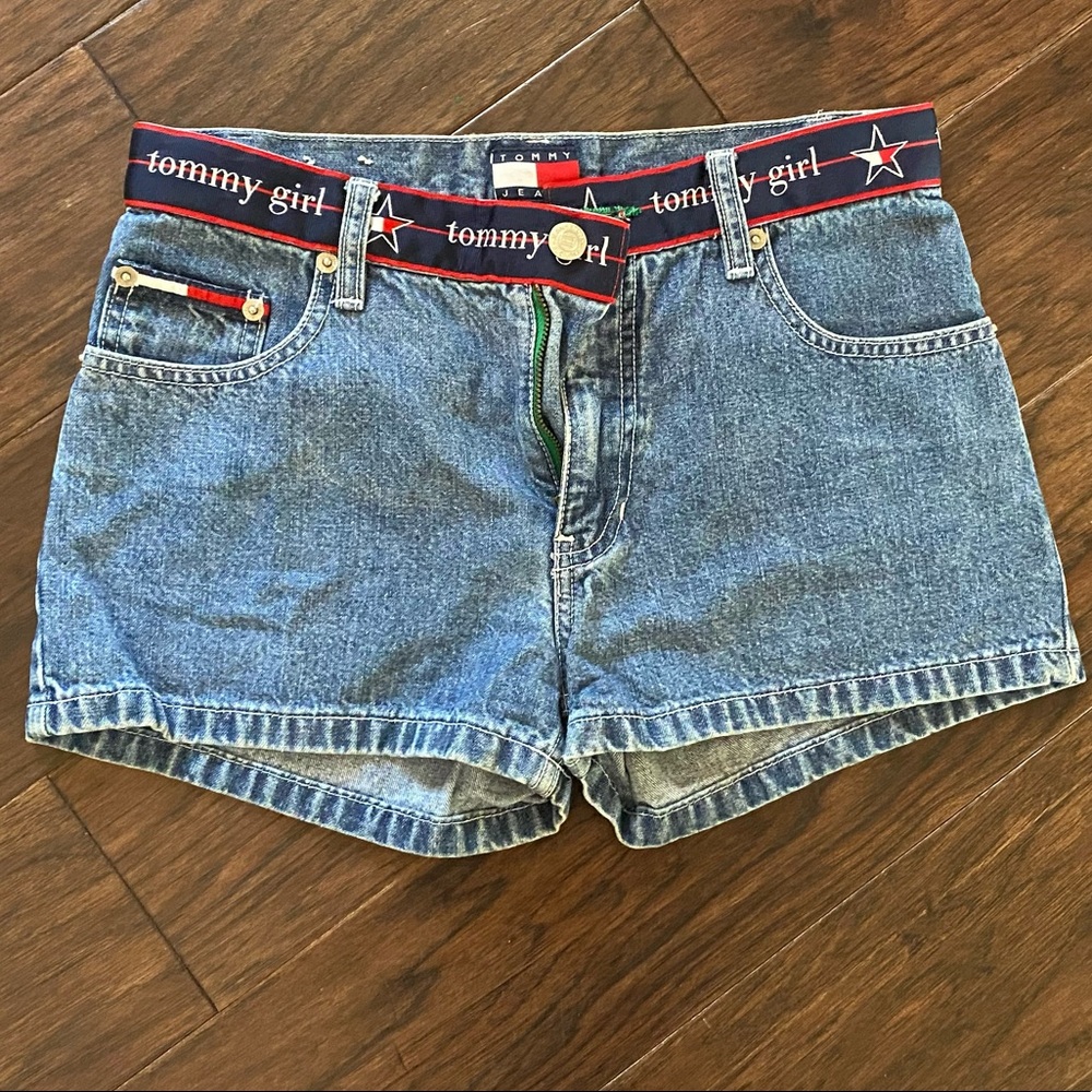 🇺🇸RARE 💙 Tommy Hilfiger 90’s vintage Jean shorts logo banner 4th of July 🇺🇸